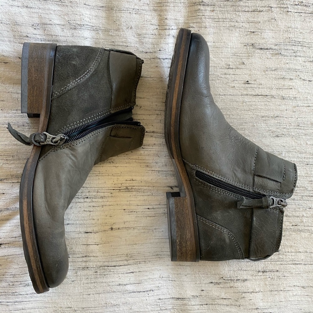 Rare Tommy Hilfiger Denim Ankle Boot